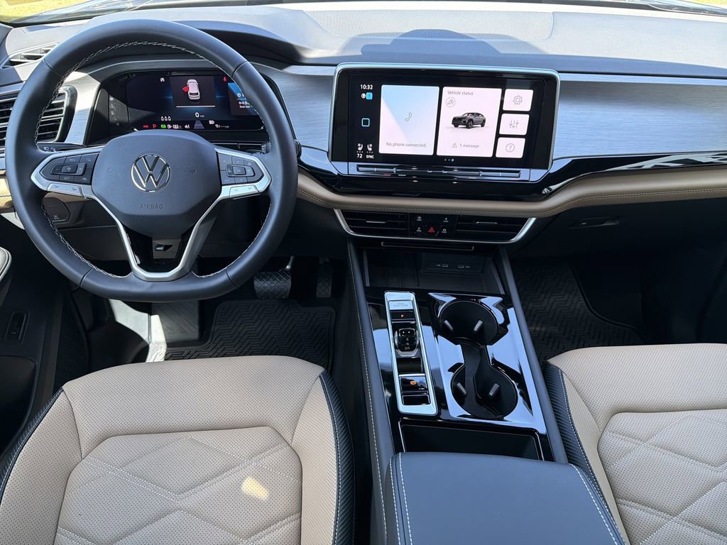 Used 2025 Volkswagen Atlas Cross Sport SE FWD image 14