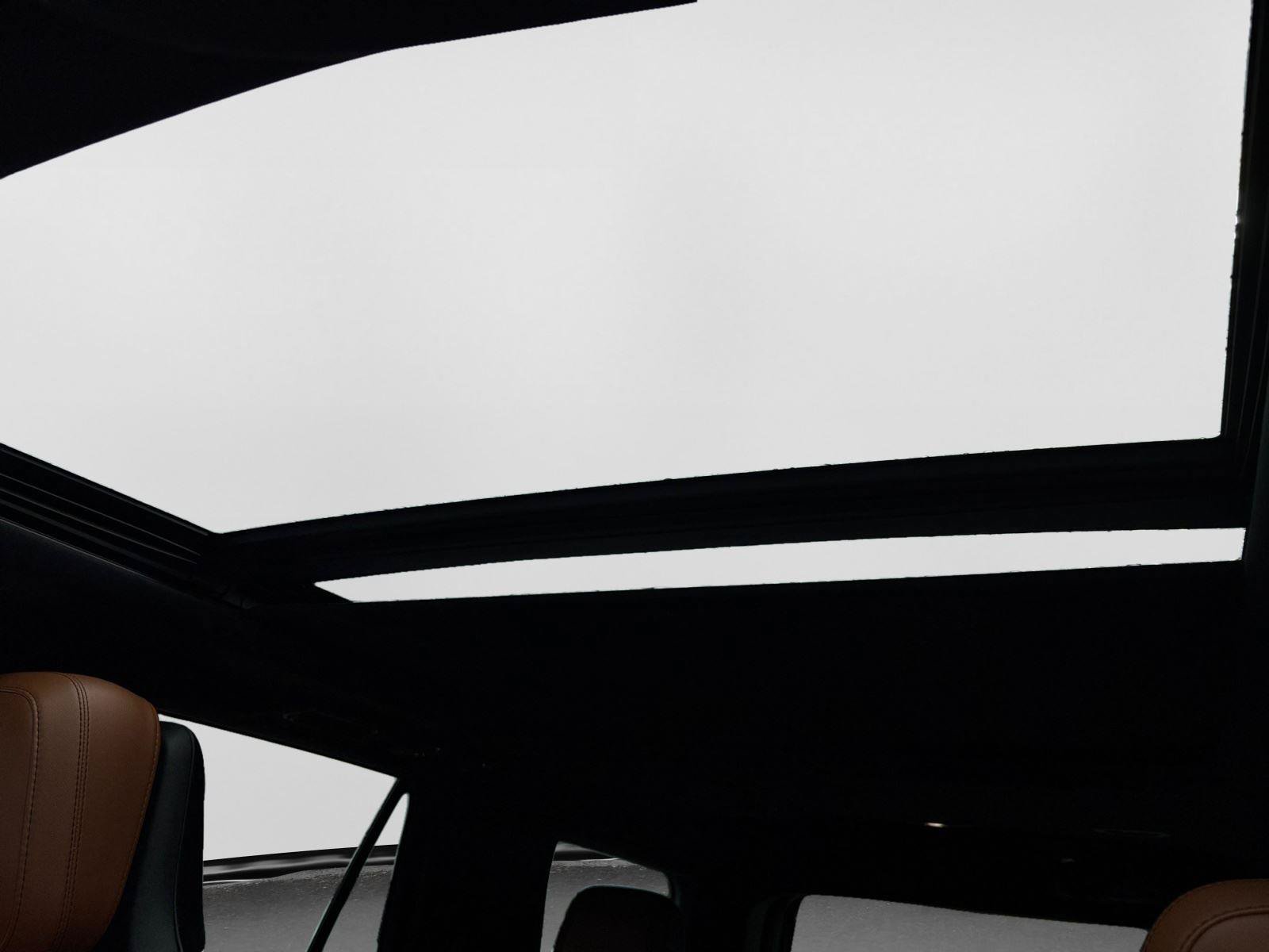 Used 2021 Lincoln Navigator Reserve w/ Equipment Group 208A AWD/4WD image 34