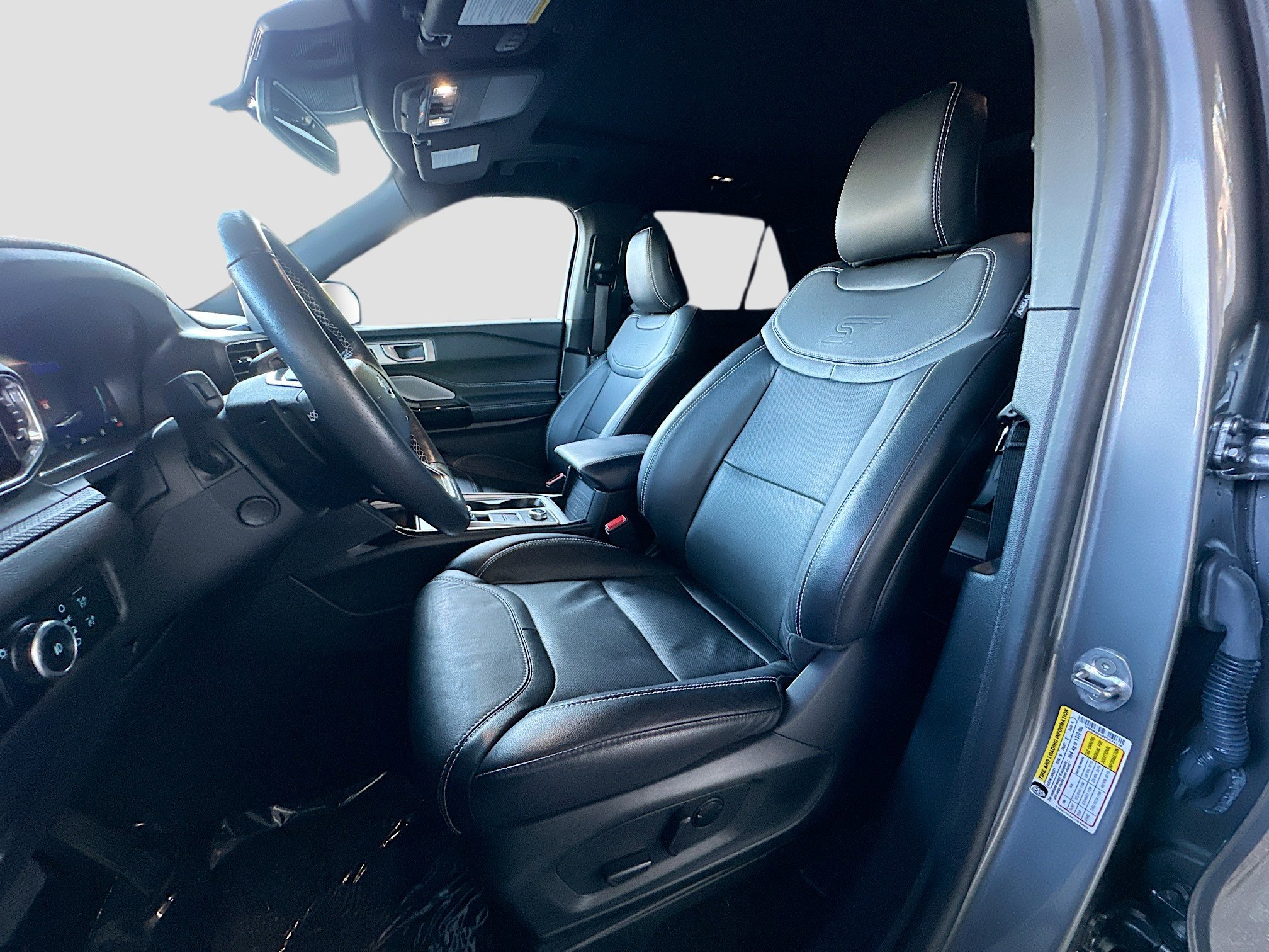 Used 2023 Ford Explorer ST w/ Equipment Group 401A image 22