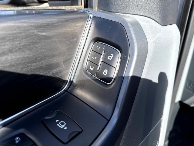 Used 2024 Ford F150 Lariat w/ Equipment Group 502A High AWD/4WD image 40