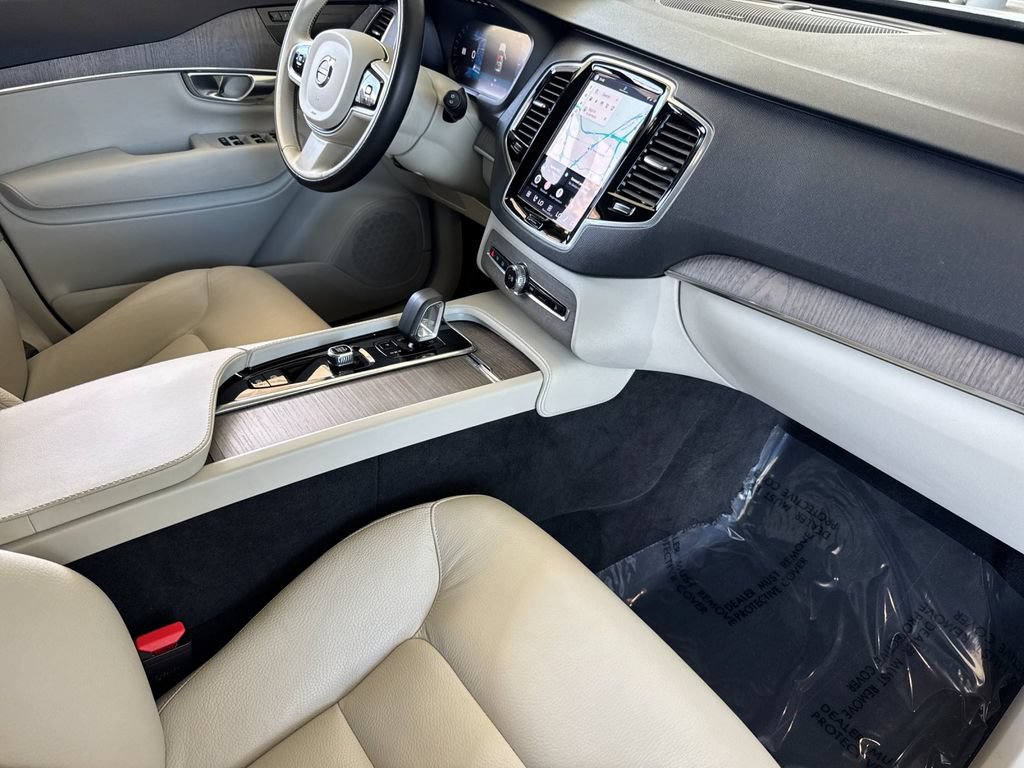Certified 2023 Volvo XC90 T8 Plus AWD/4WD image 15