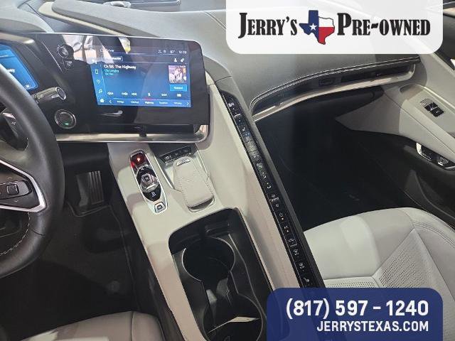 Used 2024 Chevrolet Corvette Stingray Preferred Cpe RWD image 10