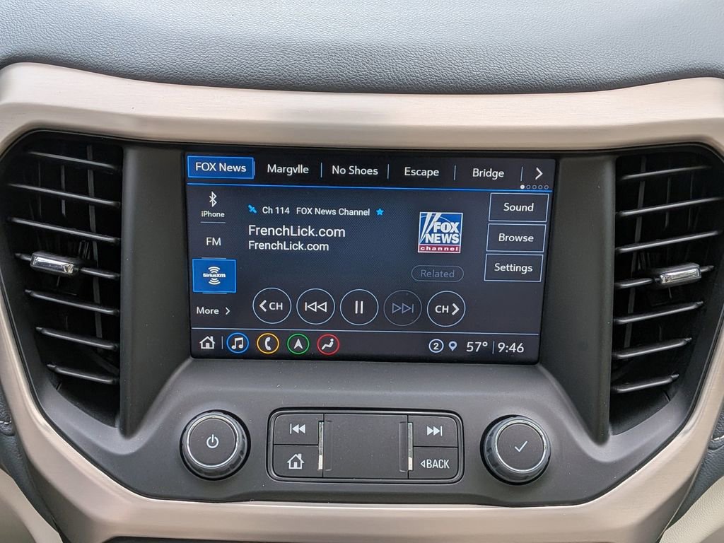 Used 2022 GMC Acadia Denali w/ Denali Technology Package image 17