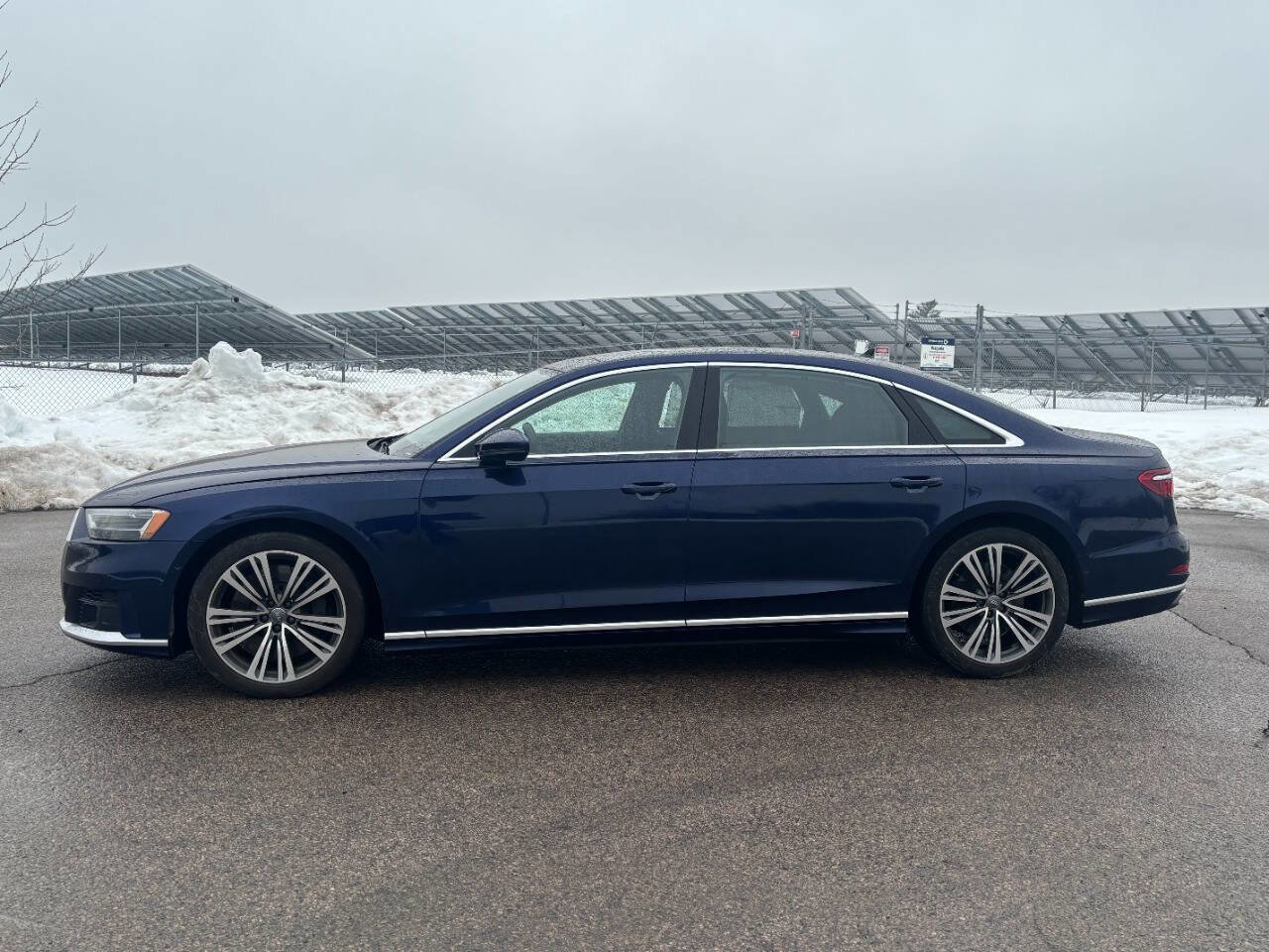 Used 2020 Audi A8 L 4.0T w/ Executive Package image 2
