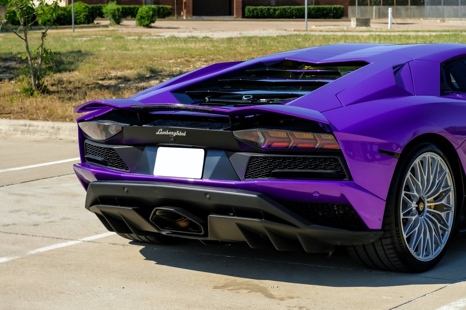Used 2018 Lamborghini Aventador S AWD/4WD image 11
