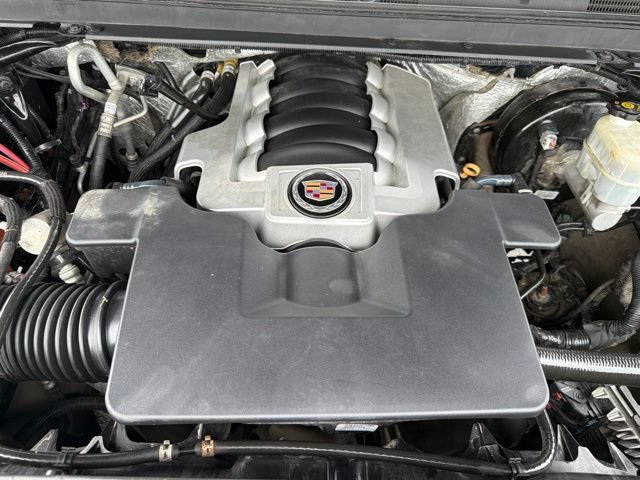 Used 2015 Cadillac Escalade Premium AWD/4WD image 31