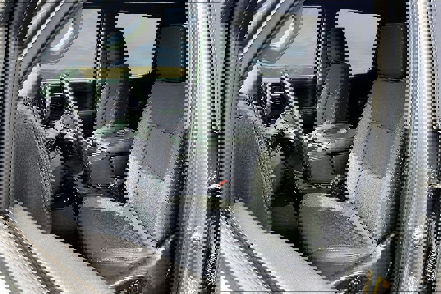 Used 2021 Chevrolet Silverado 1500 LT image 14