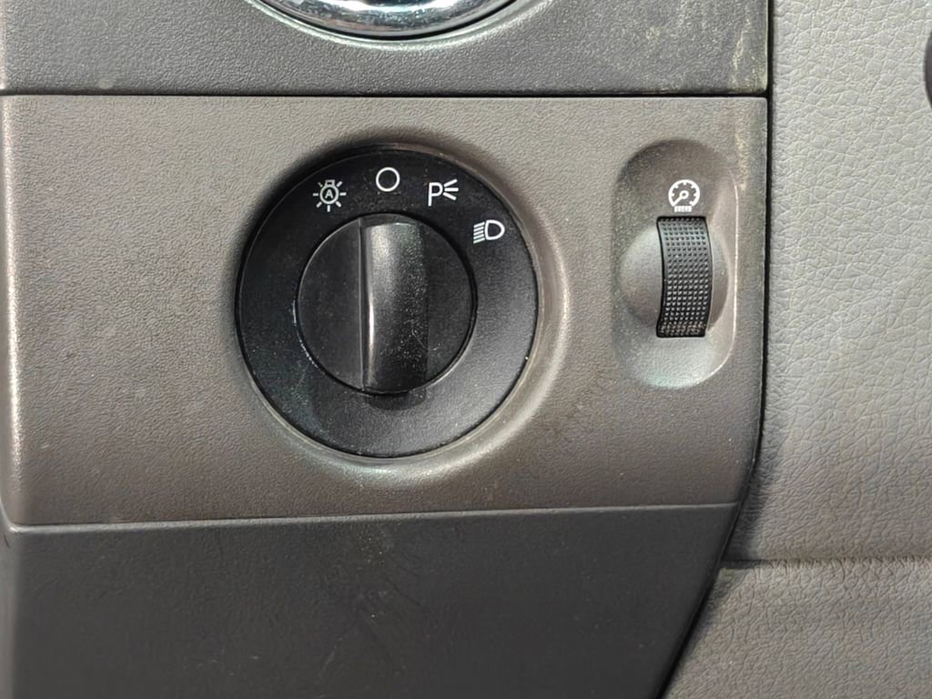 Used 2007 Ford F150 XLT AWD/4WD image 7
