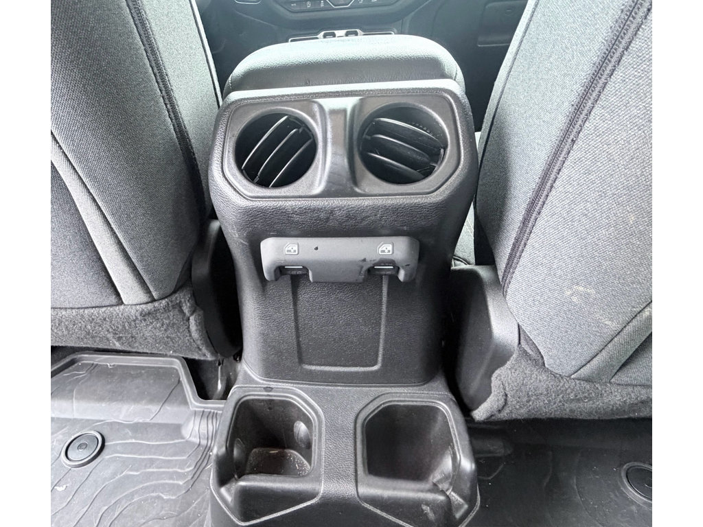 Used 2024 Jeep Wrangler Unlimited Sport AWD/4WD image 24