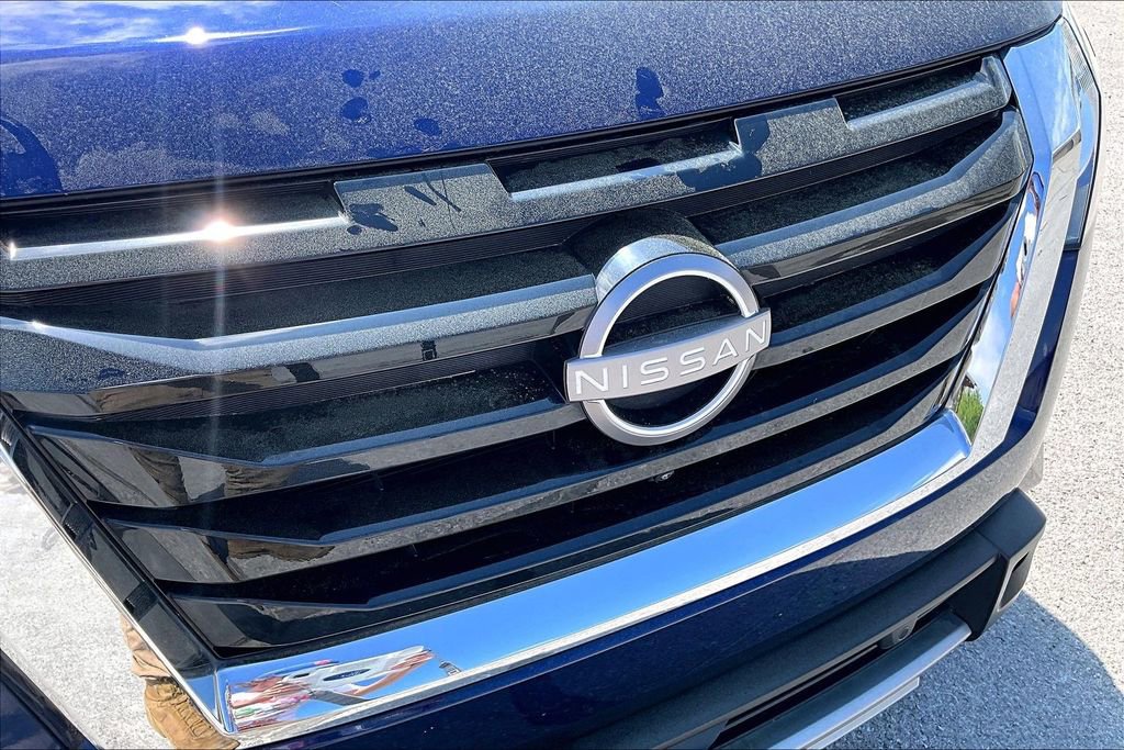 Used 2023 Nissan Pathfinder SL image 32