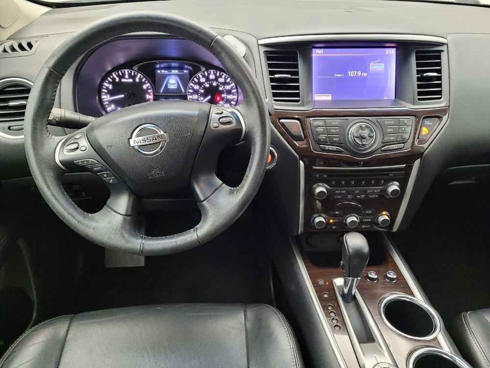 Used 2013 Nissan Pathfinder Platinum w/ Platinum Premium Pkg image 22