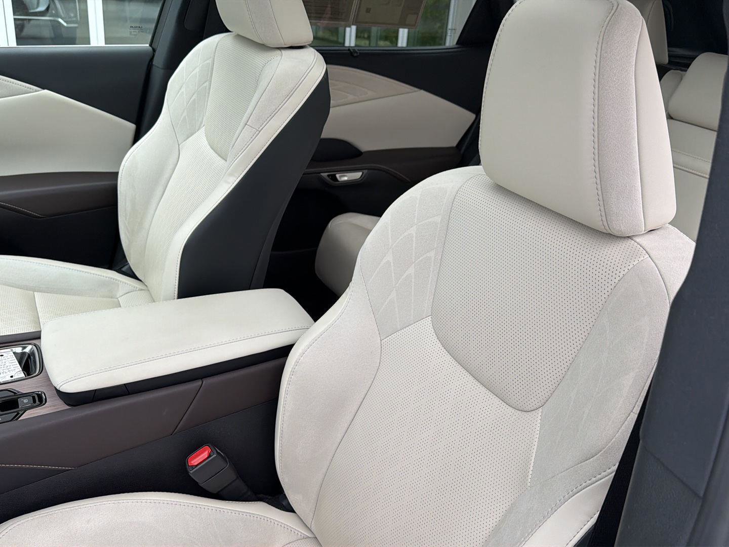 Certified 2024 Lexus RX 350 FWD w/ Convenience Package image 30