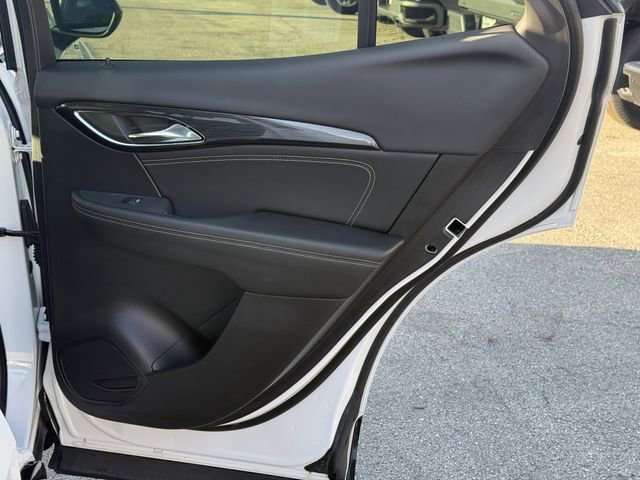 Used 2022 Buick Envision Preferred FWD image 36