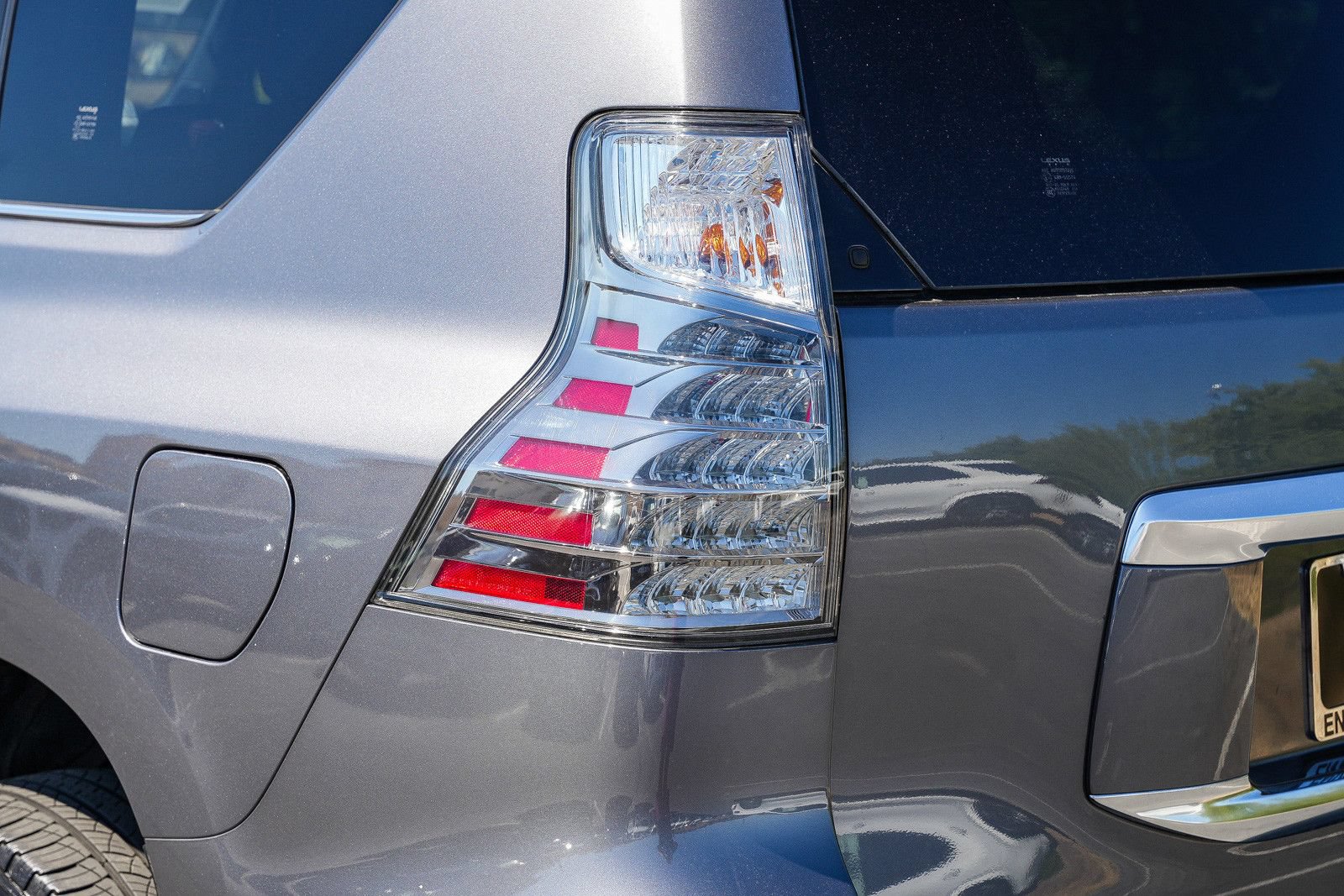 Used 2023 Lexus GX 460 Premium w/ Premium Plus Package AWD/4WD image 11