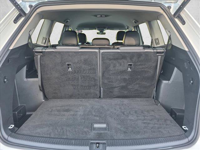 Used 2025 Volkswagen Atlas SE FWD image 6