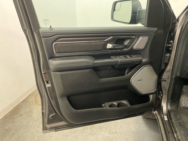 New 2026 RAM 1500 Laramie AWD/4WD image 18
