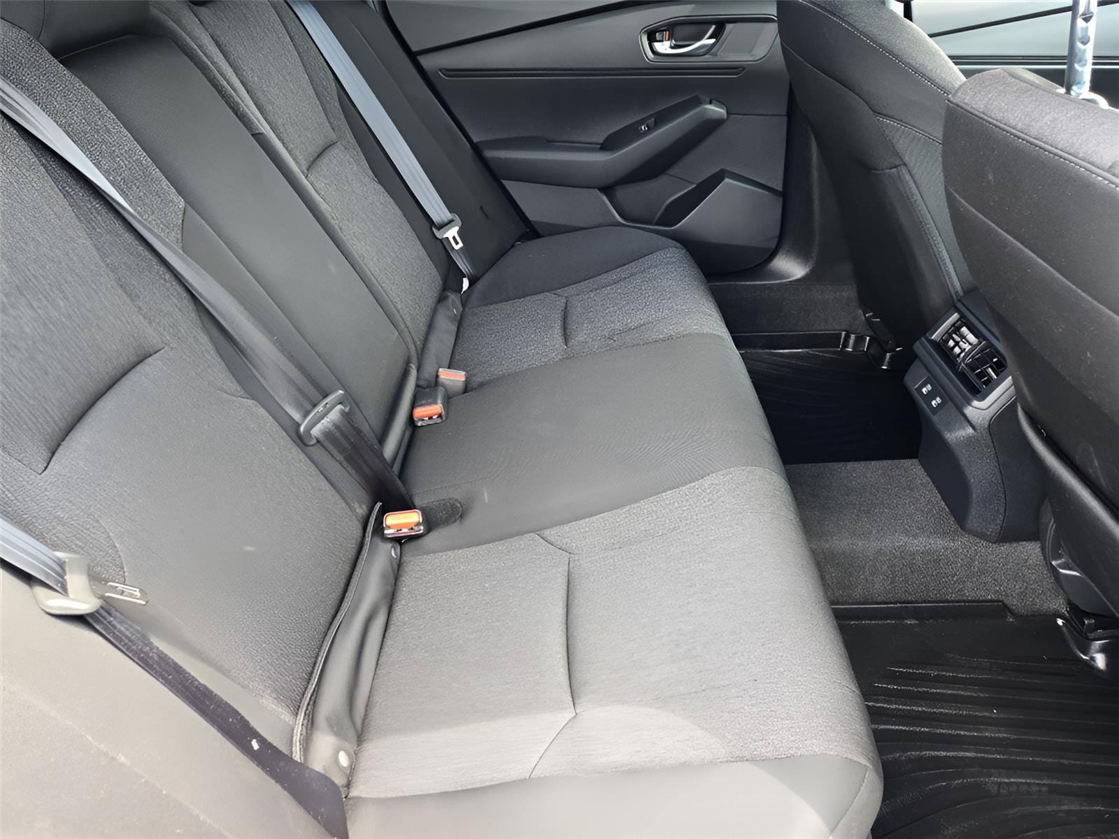 Used 2025 Honda Accord SE image 29