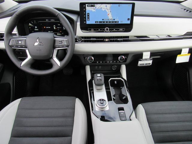 New 2026 Mitsubishi Outlander SE FWD image 9