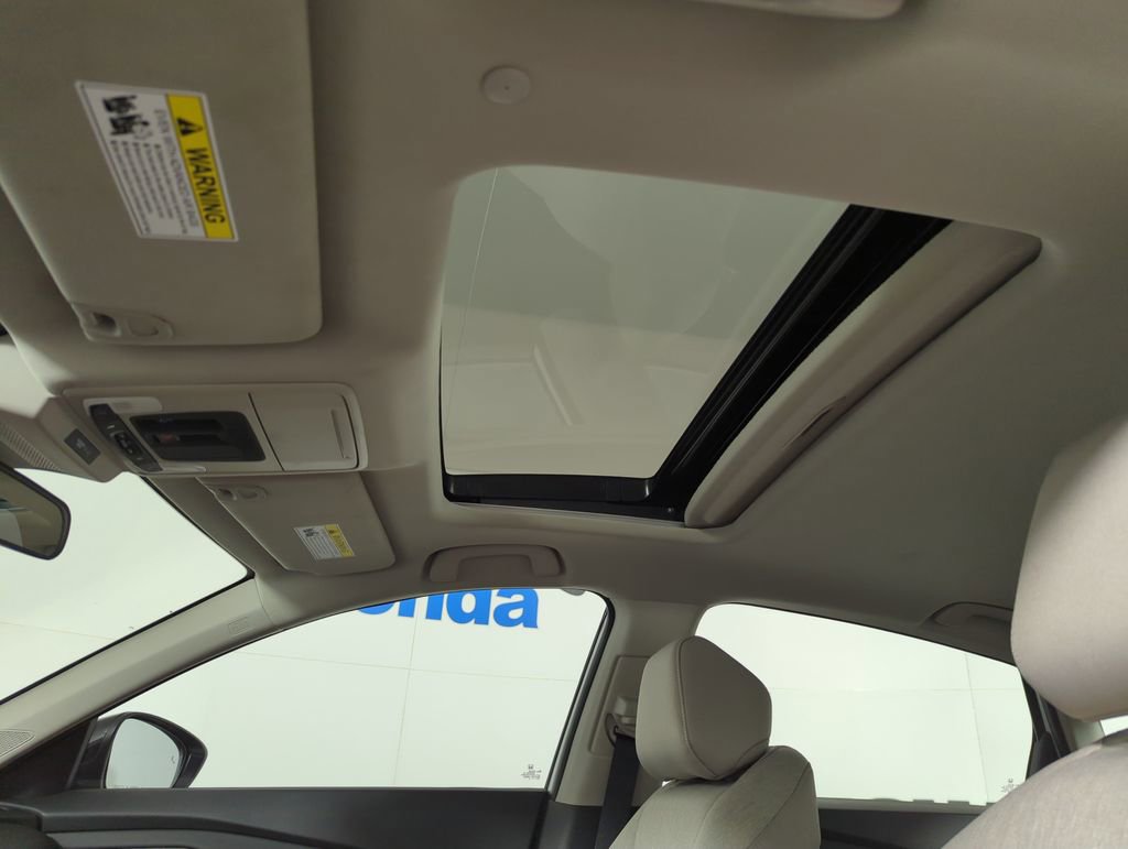 Certified 2025 Honda Accord SE image 17