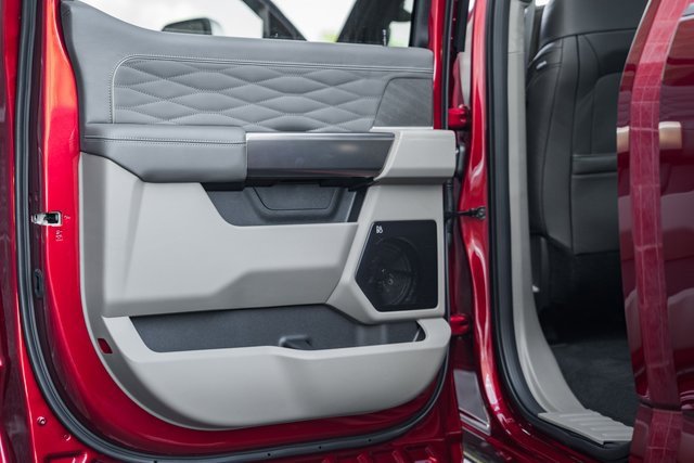 New 2026 Ford F250 Platinum image 42
