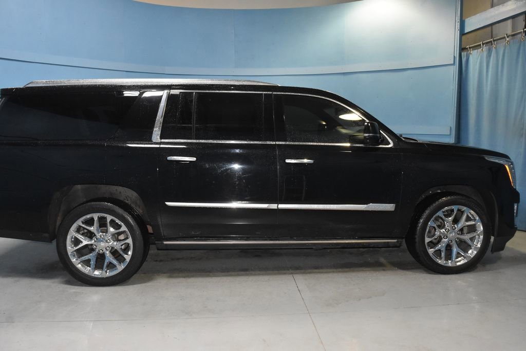 Used 2016 Cadillac Escalade ESV Platinum AWD/4WD image 20