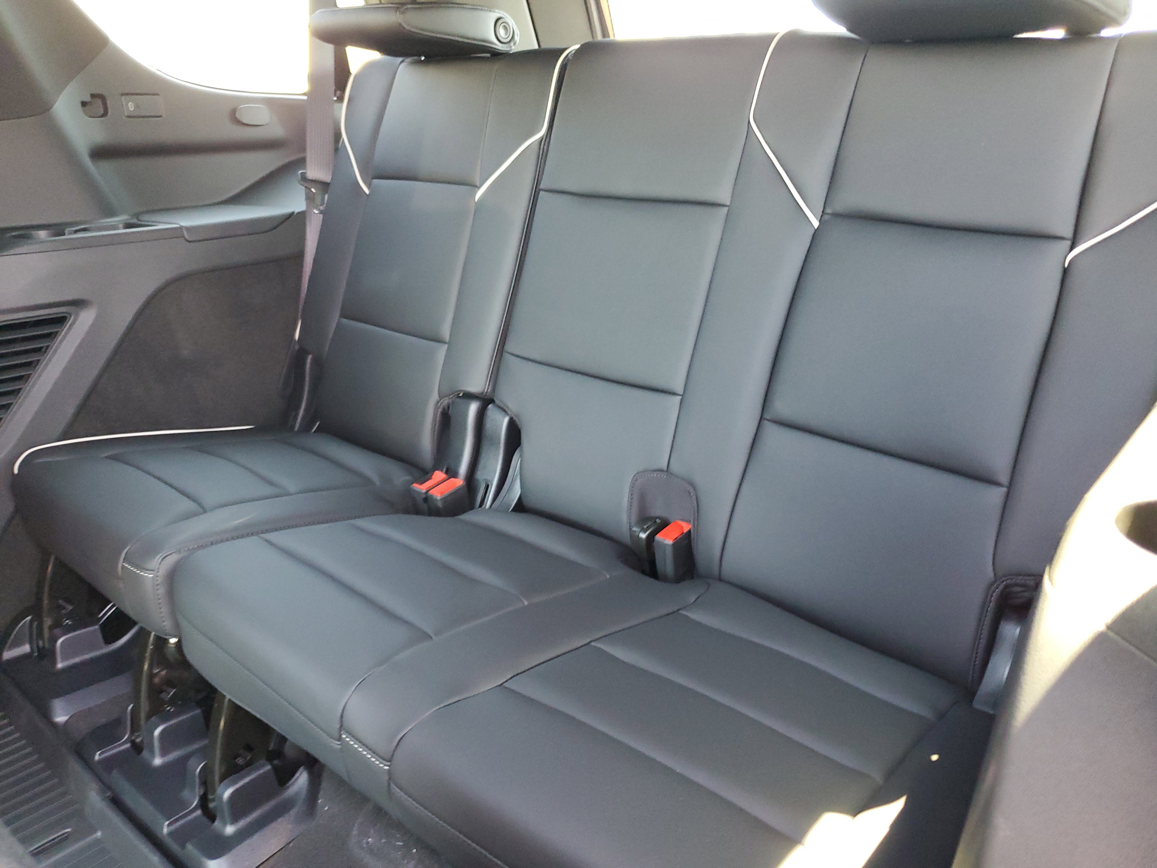 New 2025 Cadillac Escalade Premium Luxury w/ LPO, Radiant Package image 9