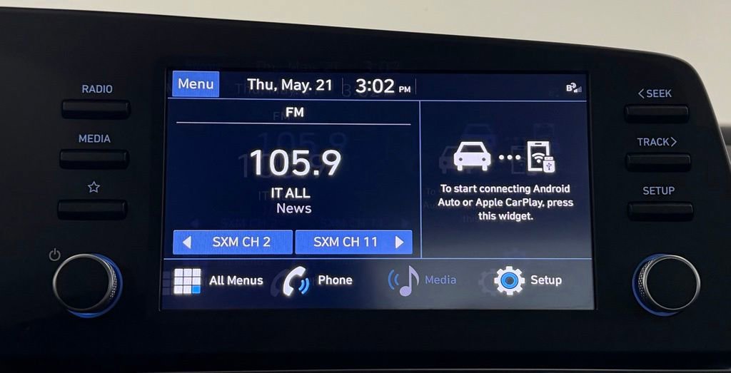 Used 2023 Hyundai Elantra SEL w/ Preferred Accessory Package FWD image 18
