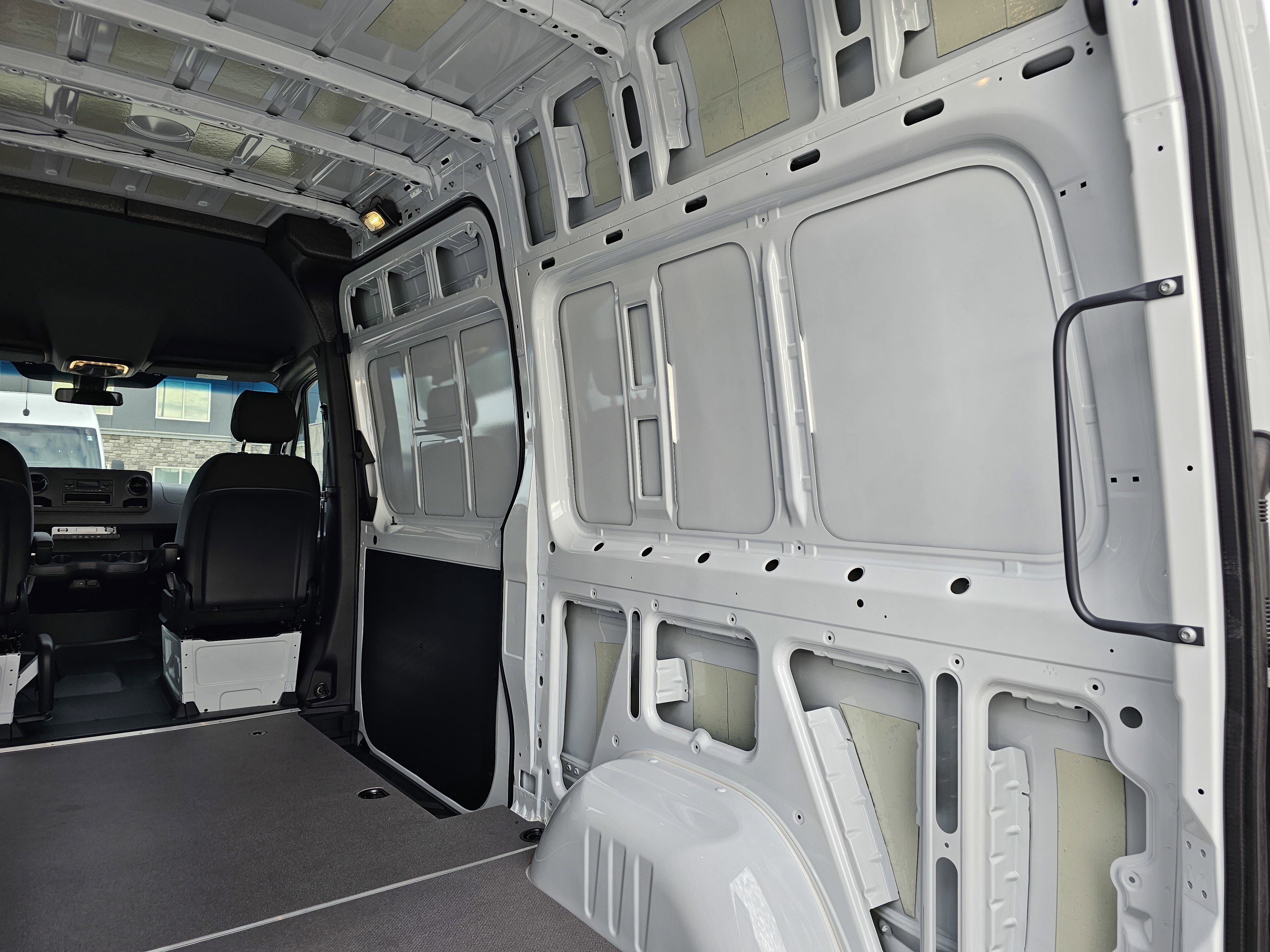 New 2025 Mercedes-Benz Sprinter 2500 image 8