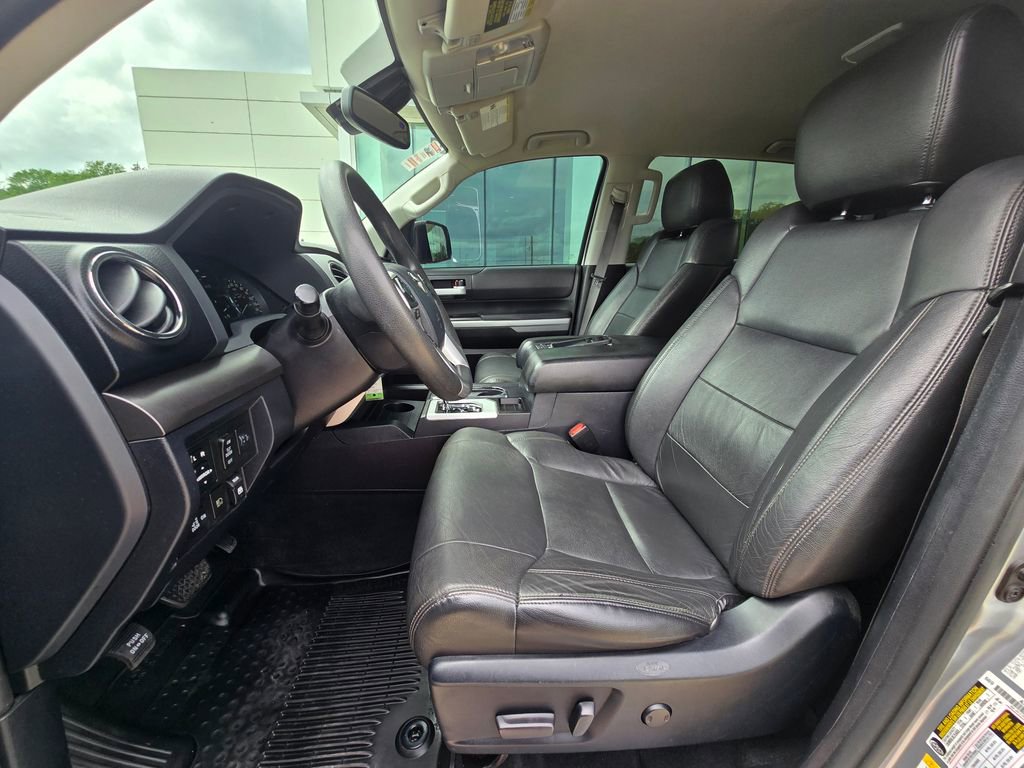 Used 2018 Toyota Tundra SR5 w/ SR5 Upgrade Package AWD/4WD image 12
