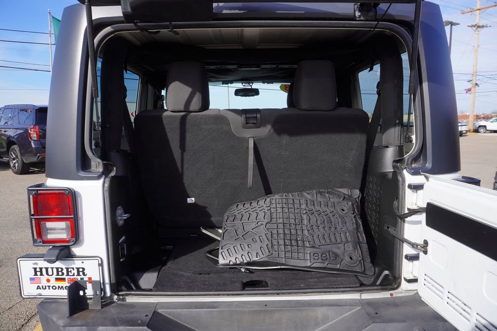 Used 2018 Jeep Wrangler Sport w/ Quick Order Package 24W image 26