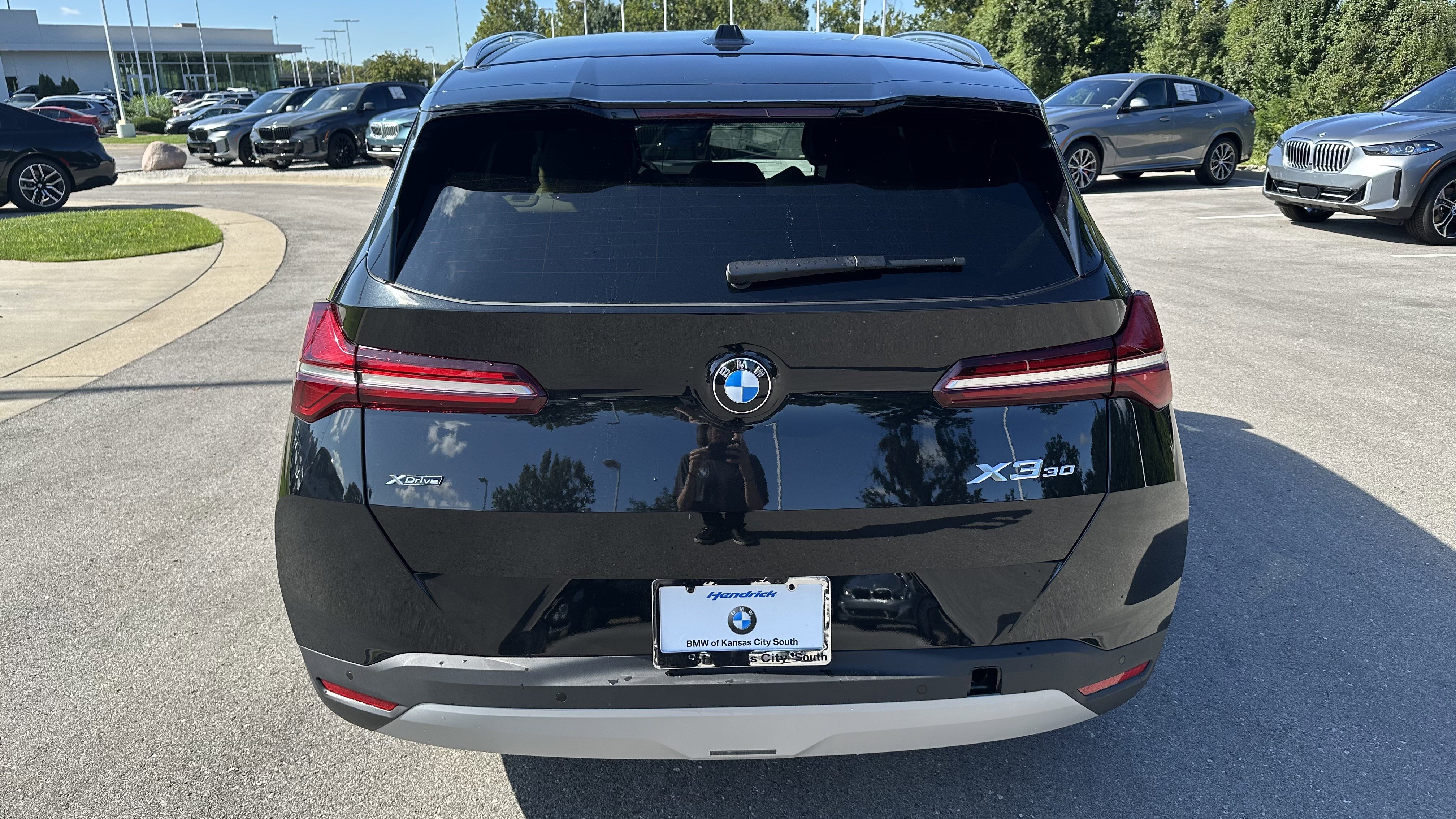 Used 2026 BMW X3 xDrive30 w/ Convenience Package image 9