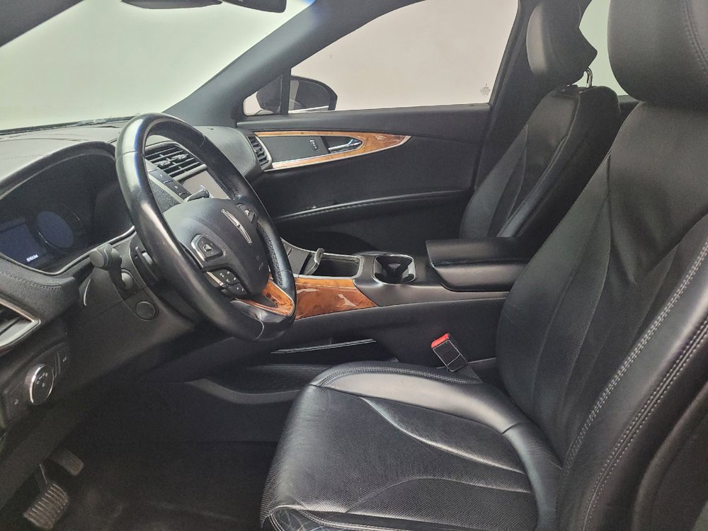 Used 2016 Lincoln MKX Reserve w/ Climate Package AWD/4WD image 17