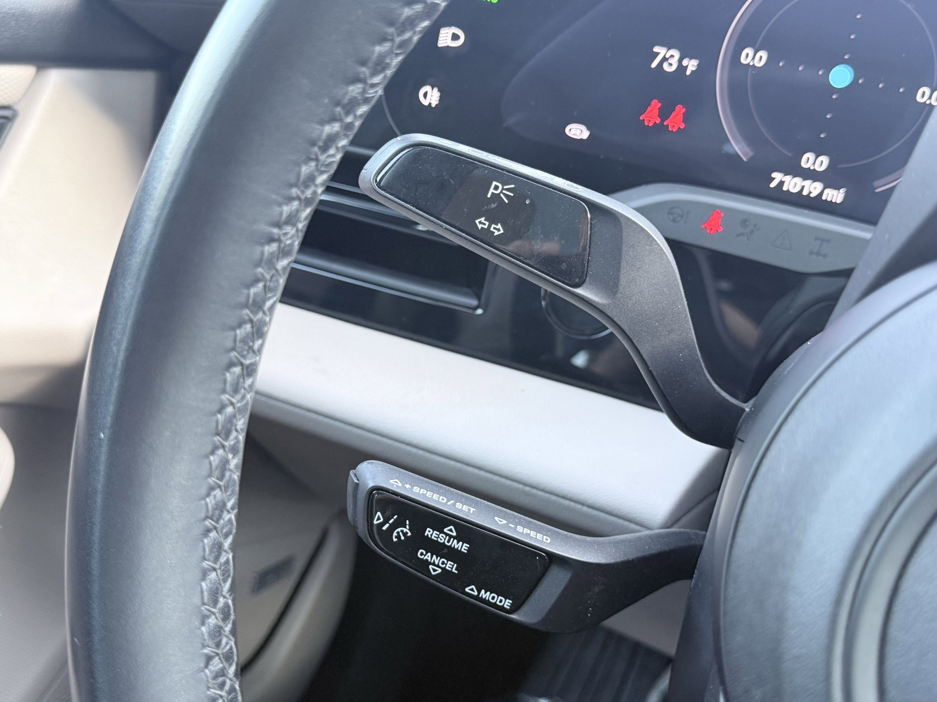 Used 2022 Porsche Taycan image 82