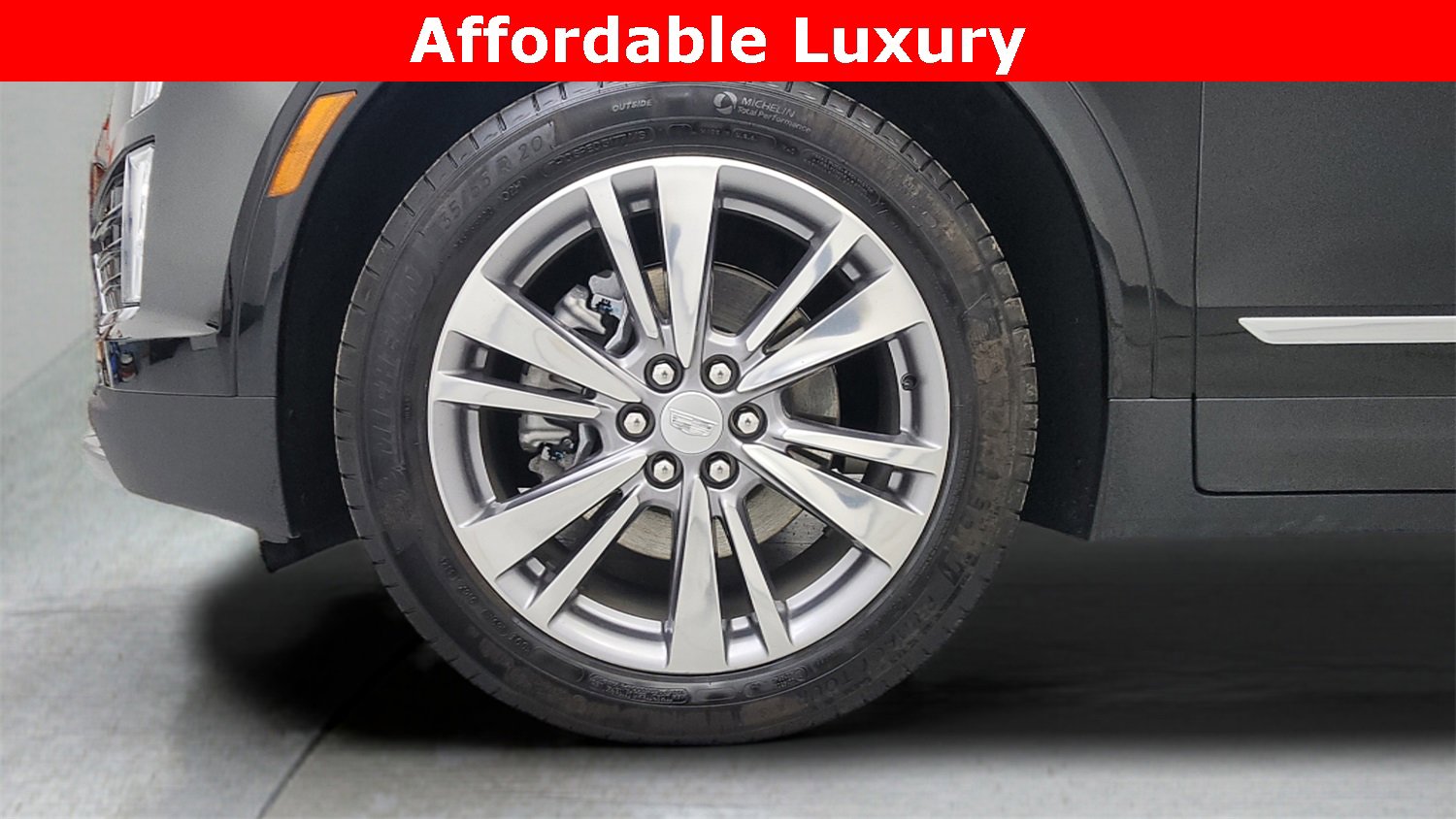 Used 2025 Cadillac XT5 Premium Luxury image 29