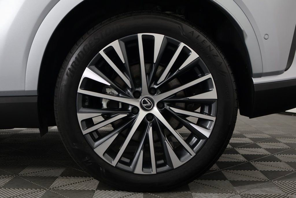 Used 2025 Lexus RX 350 w/ Convenience Package AWD/4WD image 16