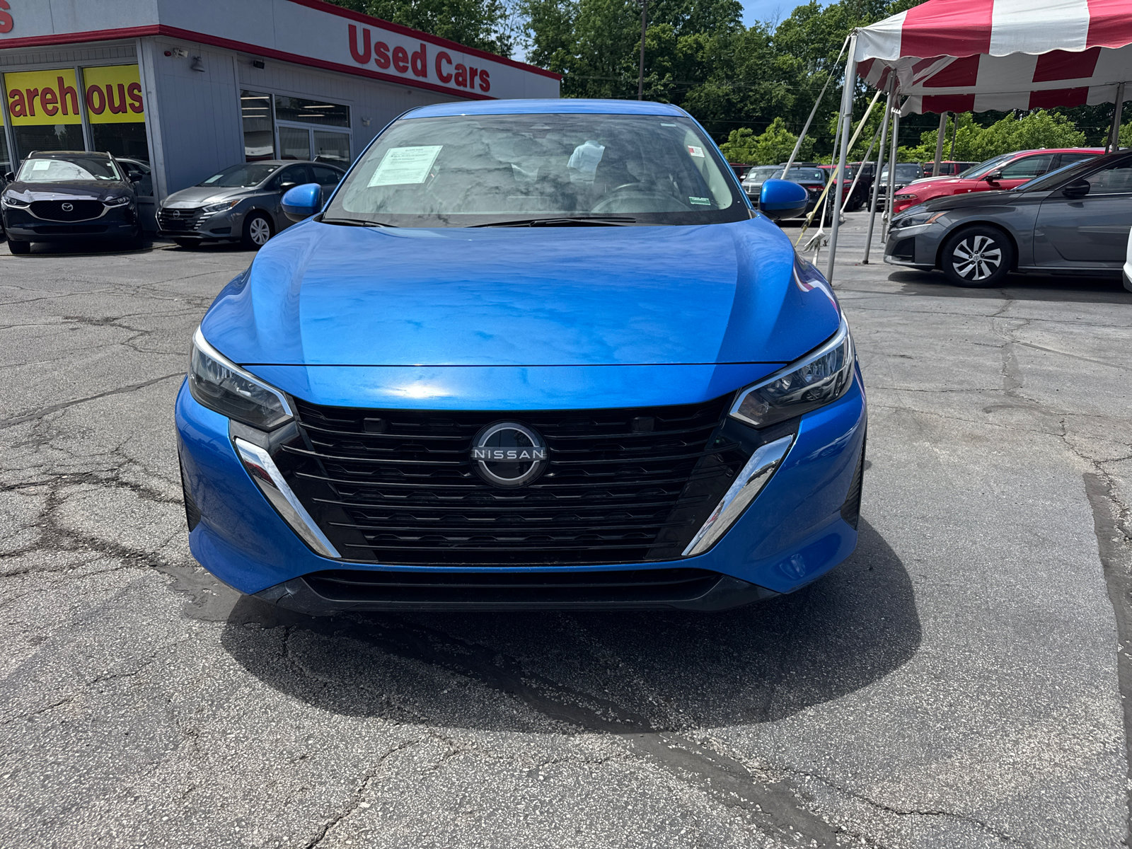 Used 2024 Nissan Sentra SV FWD image 2