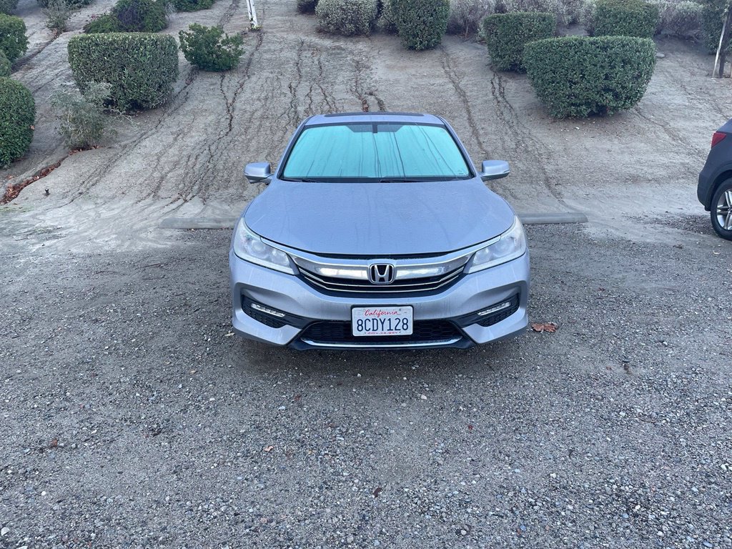 Used 2017 Honda Accord EX-L image 2