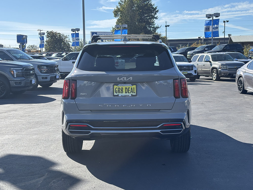 Used 2022 Kia Sorento SX AWD/4WD image 6