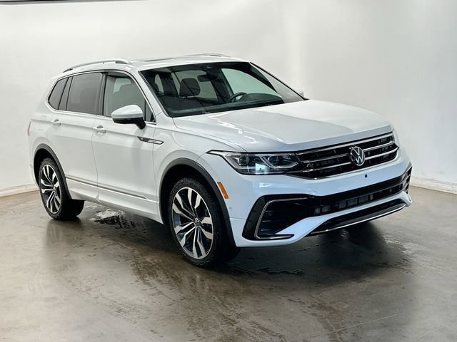 Used 2022 Volkswagen Tiguan SEL R-Line AWD/4WD image 32
