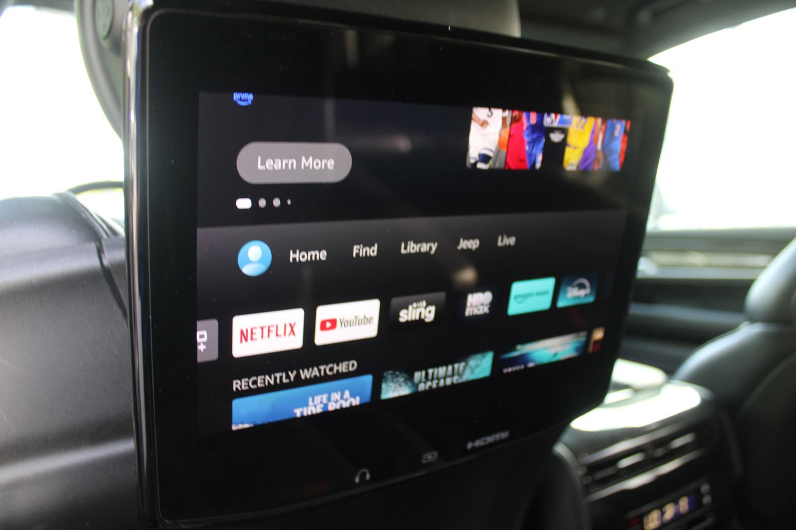 Used 2022 Jeep Wagoneer Series III w/ Rear Seat Video Group 1 image 28