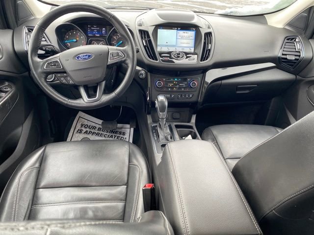 Used 2019 Ford Escape Titanium image 5