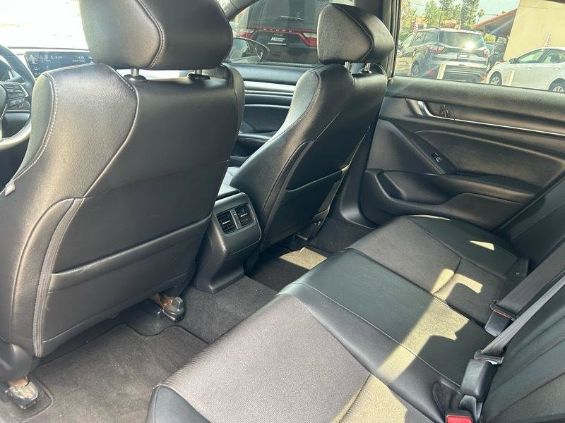 Used 2019 Honda Accord Sport image 14