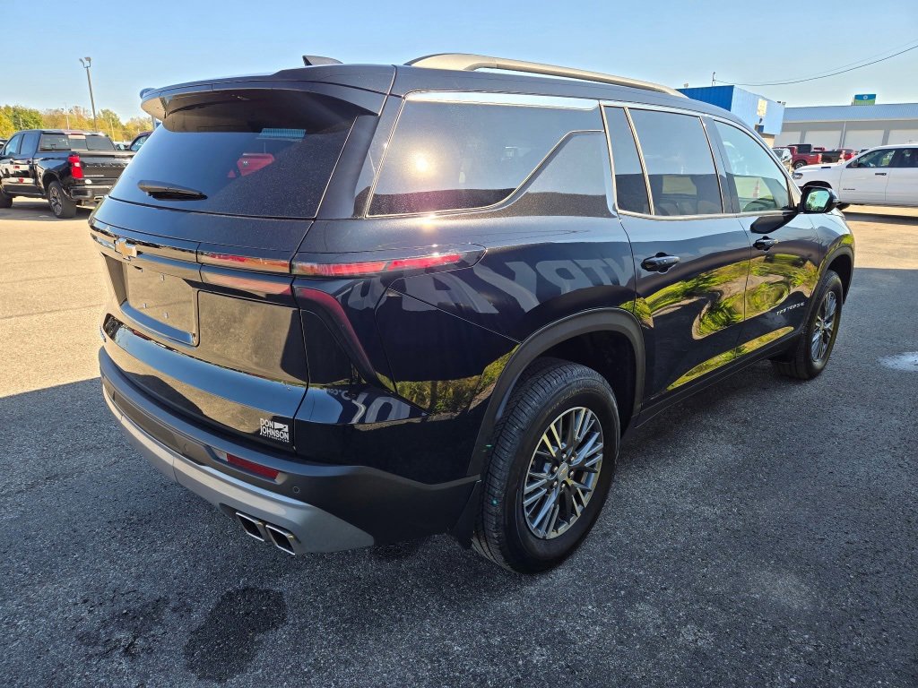 New 2026 Chevrolet Traverse LT image 7