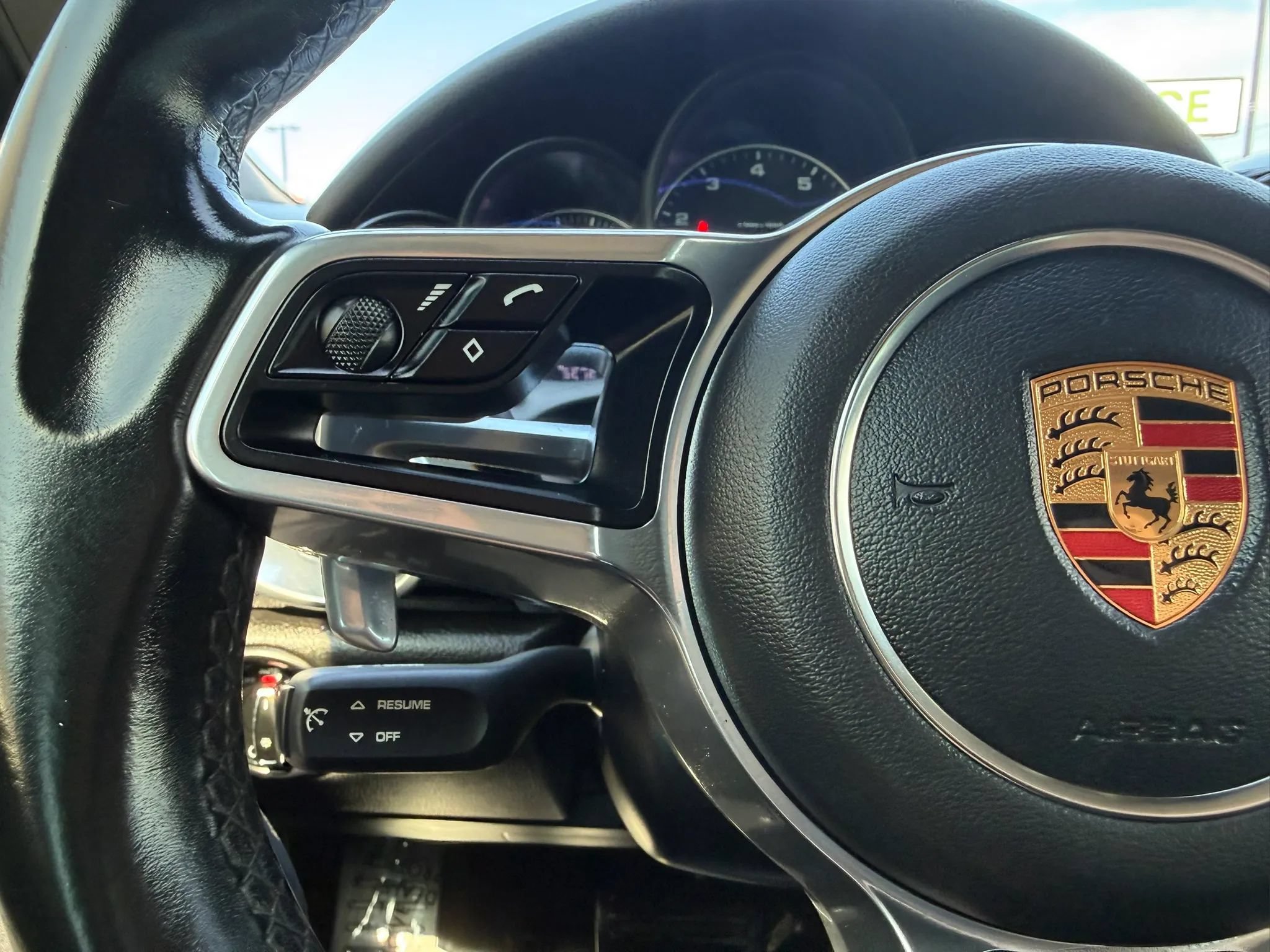 Used 2018 Porsche Cayenne Platinum Edition AWD/4WD image 30
