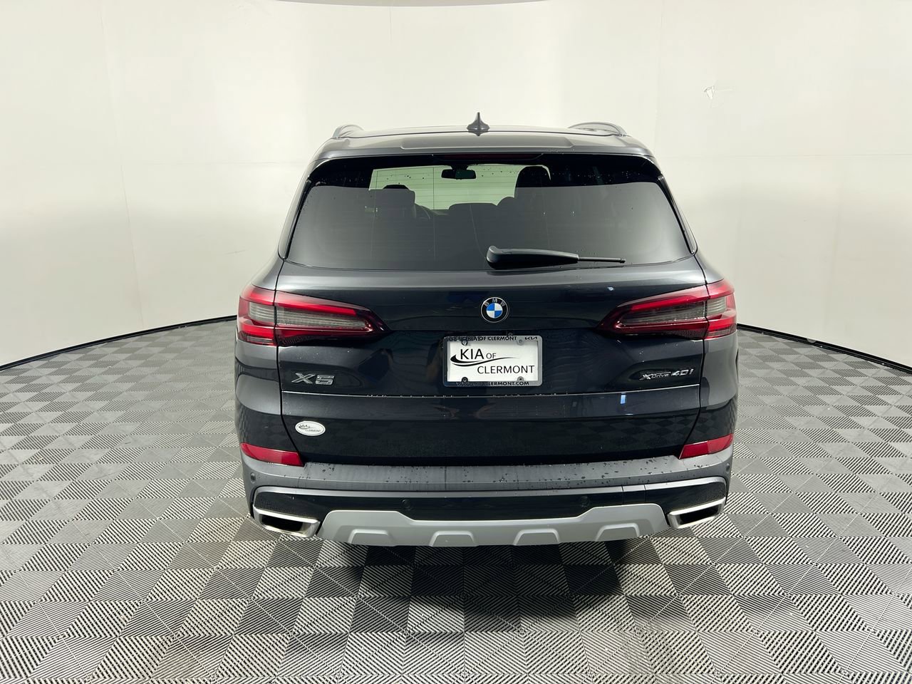 Used 2023 BMW X5 xDrive40i AWD/4WD image 4