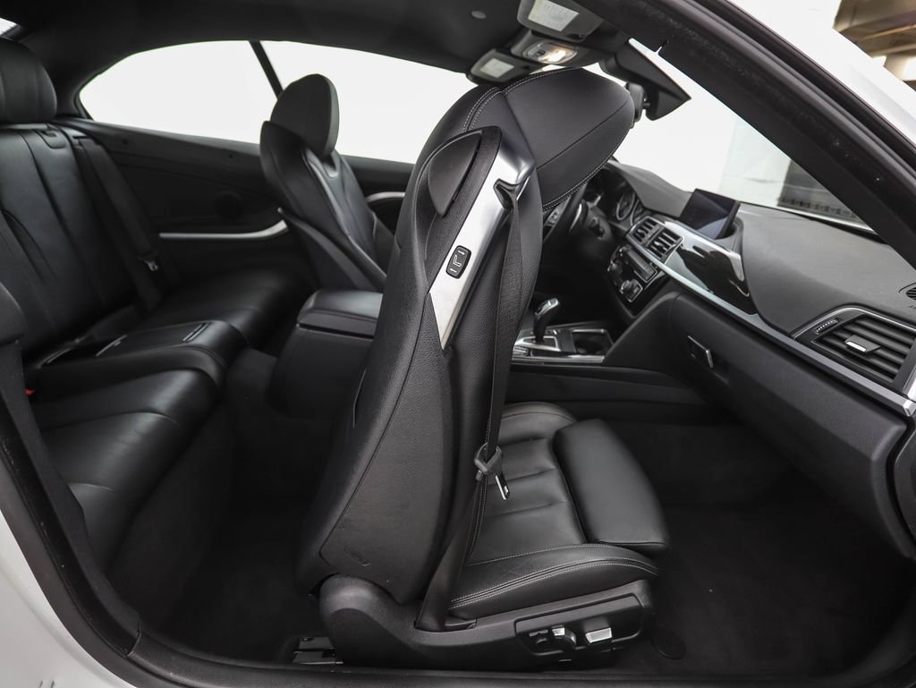 Used 2020 BMW 430i xDrive Convertible w/ Convenience Package AWD/4WD image 28