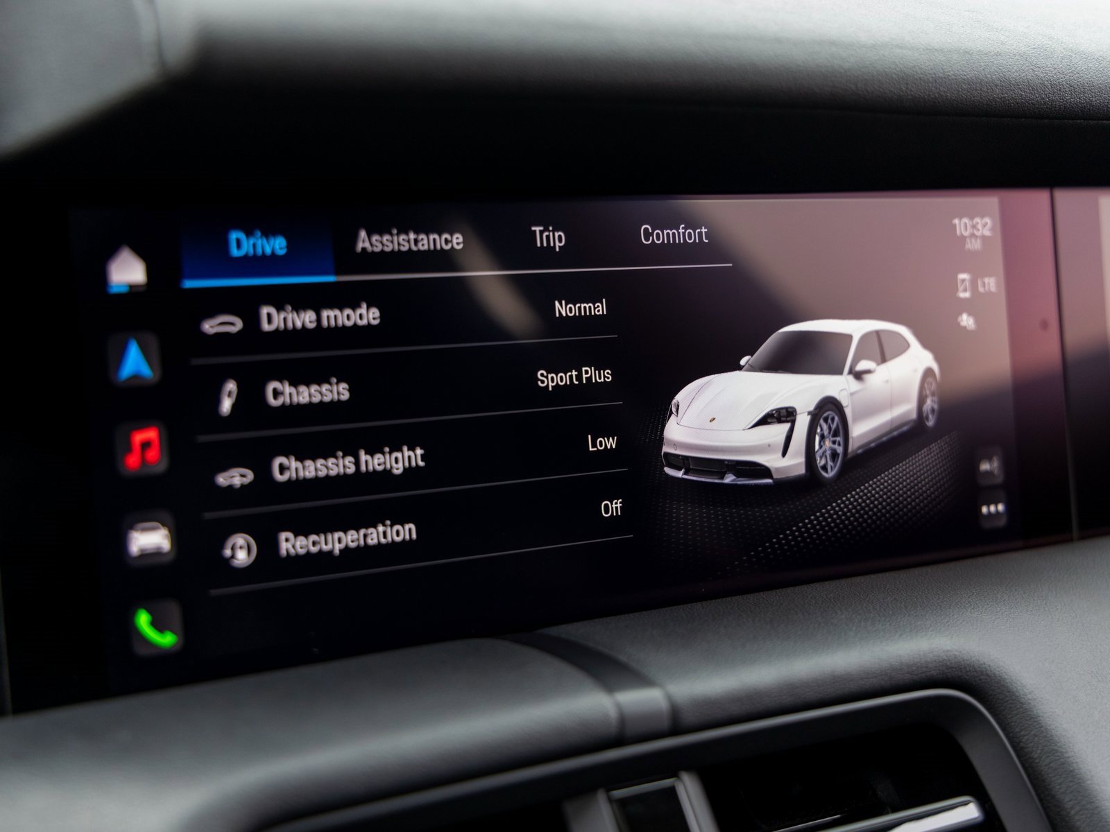 Certified 2023 Porsche Taycan 4 Cross Turismo image 30