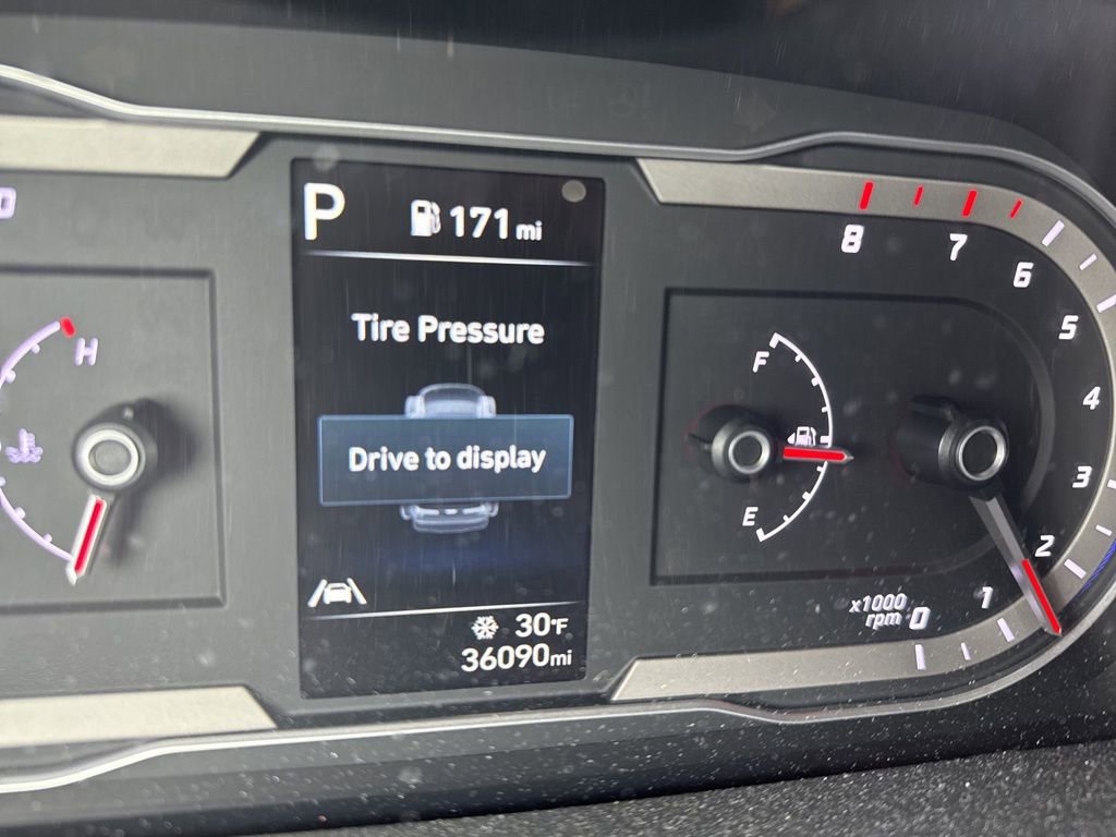 Used 2023 Hyundai Santa Cruz SEL image 15