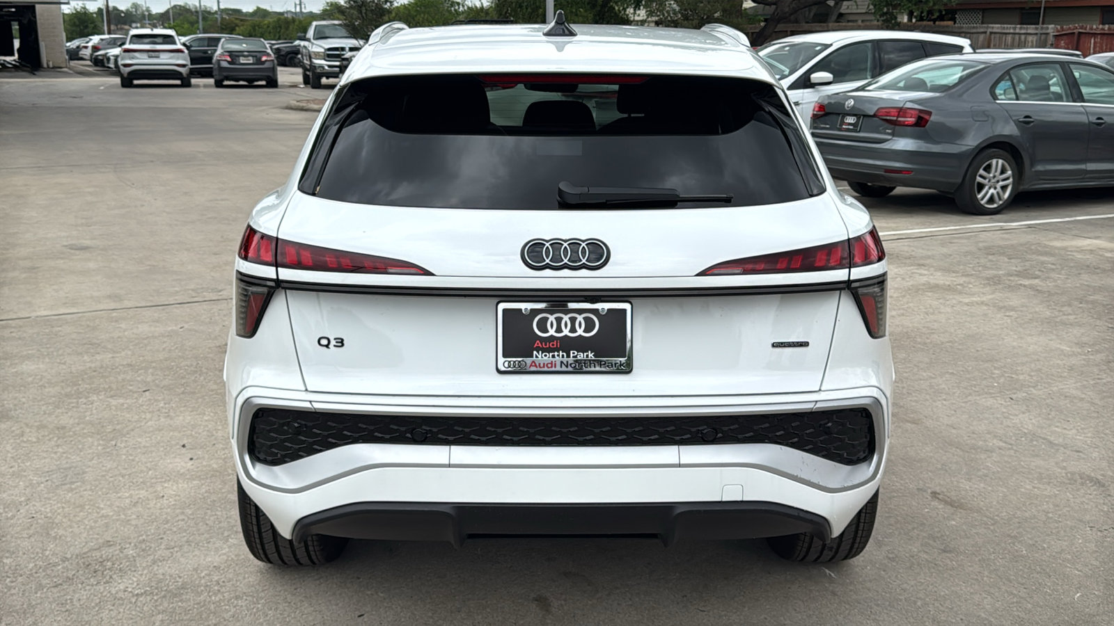 Used 2026 Audi Q3 quattro 2.0T AWD/4WD image 6
