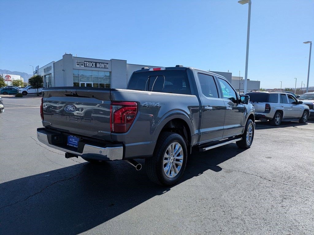 Used 2025 Ford F150 Lariat w/ Equipment Group 501A Mid AWD/4WD image 5